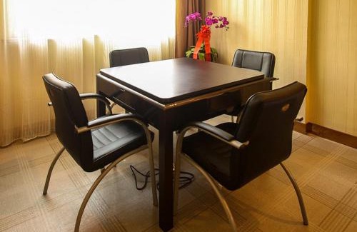 Yiwu Hotel | GreenTree Inn Zhejiang Jinhua Yiwu International Trade City Changchun Street Shell Hotel