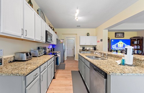 Windwood Bay Villa | Greenview Bliss By Shine Villas #031 5 Bedroom Villa
