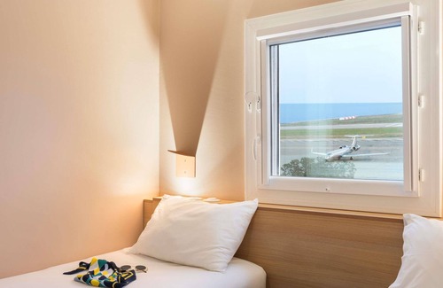 La Californie Hotel | Greet Hotel Nice Aéroport Promenade des Anglais