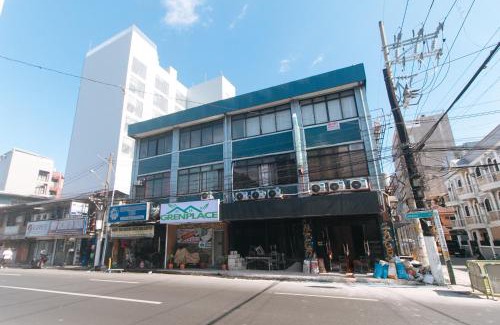 Baclaran Hotel | GREN PLACE near Baclaran Airport Road by RedDoorz
