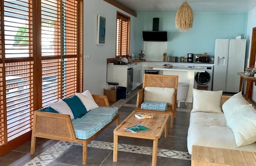 Terre-de-Haut Villa | GRENADINE A waterfront haven of peace!