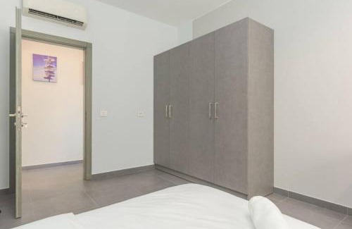 Duhur ash Shuwayr Apartment | Grey 205, Modern 2 Bedroom Apartment in Awkar