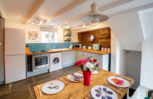 Port Isaac Cottage | GREY ROOFS, pet friendly, character holiday cottage in Port Isaac