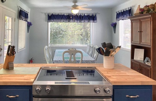 Fort Bragg House | Grey Whale so close to so many beaches, hikes and more!