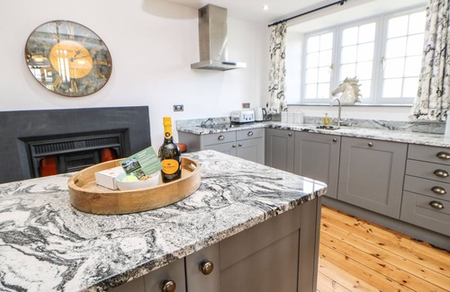 Hexham Cottage | GREYSTEAD INSTITUTE, pet friendly, with open fire in Bellingham