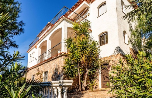 Llanca Apartment | Grifeu 9 - Apartment with panoramic sea views