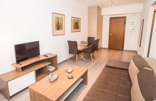 Glyfada Apartment | Grigoriou Lampraki 21