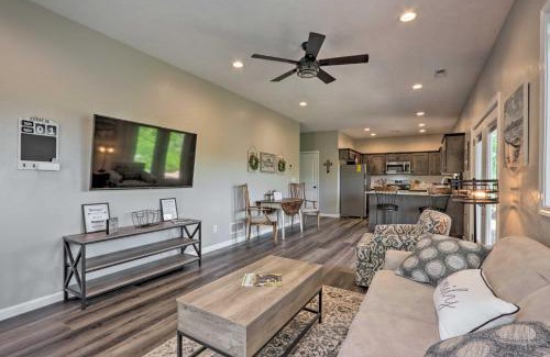 Camdenton House | Grill and Fire Pit Blue Cabin Ozarks Getaway!
