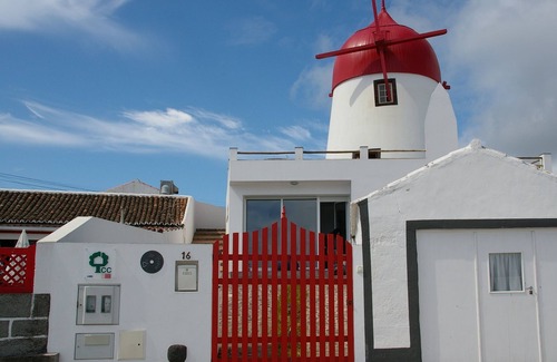 Santa Cruz da Graciosa Cottage | Grindstone Beach Mill - Graciosa, Azores (TER - Villa)