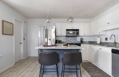 Mount Pleasant Apartment | Gritz Carlton: Beautiful Home 5 min to Shem Creek