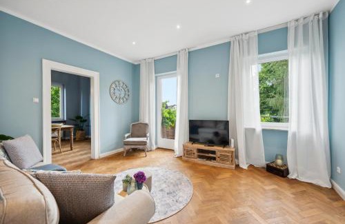 Bad Kreuznach Apartment | große Altbau Wohnung I Terrasse I Zentral I Parkplatz I 8 Personen