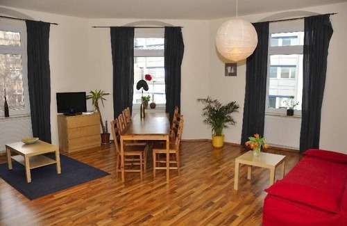 Innere Neustadt Apartment | Große Fewo Dresden Neustadt/Zentrum L9