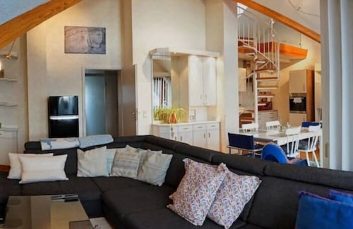 Weinheim Apartment | Große, Helle Wohnung für bis zu 6 Personen