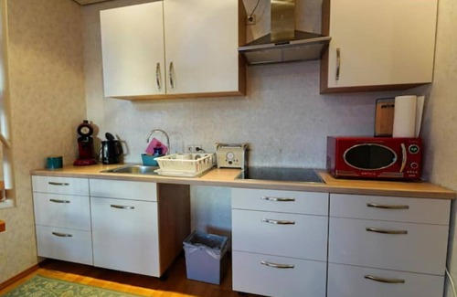 Weinheim Apartment | Große, Helle Wohnung für bis zu 6 Personen