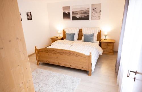Randersacker Apartment | Große schöne Ferienwohnung mit kleinem Garten im Weinort Randersacker