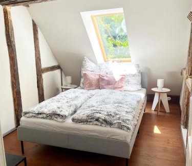 Weissenfels Apartment | Große Wohnung in Marktnähe