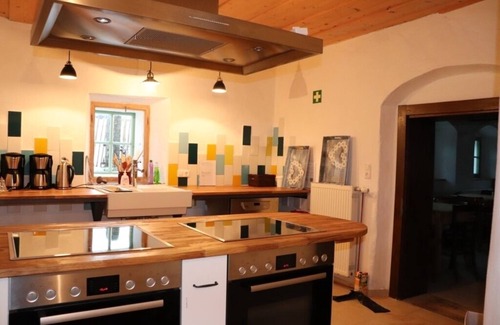 Haidmuhle Apartment | Großes Ferienhaus für ca. 30 Personen, voll ausgestattete Küche, großzügig eingerichtet