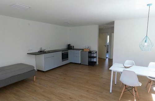 Grossheppach Apartment | großzügiges, helles und modernes Hiloa-Apartment