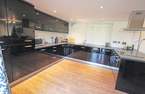 Denton House | Grooms Cottage - Countryside Cottage near one of the top restaurants in Kent!