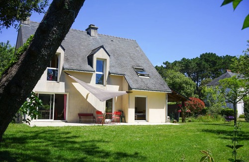 Saint-Gildas-de-Rhuys House | Ground floor, quiet garden, next to sea, Rhuys peninsula. Near Gulf of Morbihan