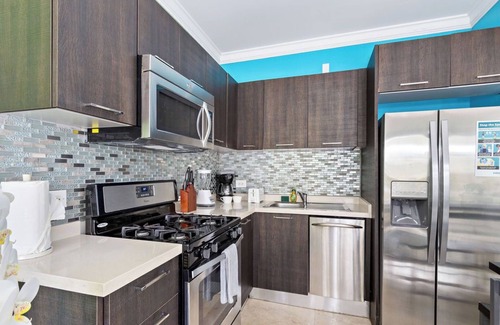 Washington Condo | Ground Floor 1BR Condo w/Pool & Resort Amenities