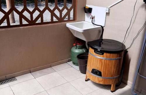 Maranduba Apartment | Ground floor apartment with individual barbecue