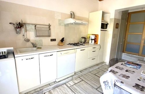 SantʼAntonino Apartment | Ground floor apartment in the beautiful village of Aregno