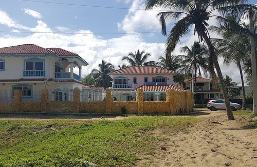 Cabarete Apartment | Ground floor B&B room/bathroom on the beach, breakfast included!
