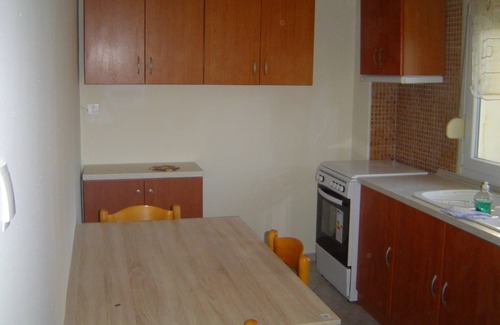 Nea Kerasia Apartment | Ground floor bachelor room safe and cool