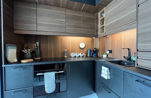 Kingsbridge Apartment | Ground floor central apartment