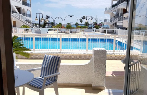 Torrevieja Apartment | Ground floor in urbanization + pool + A /C + 100m beach + WI-FI + International TV + sea views