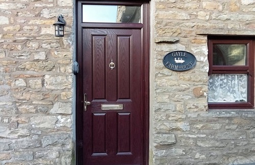 Gayle Cottage | Ground Floor: nLiving room: TV, Freesat, Open FirenDining room.