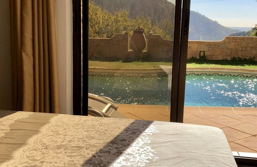 Toulon Other | Ground floor, pool, pool house, close to the beach - sleeps 3 - Air-conditioned