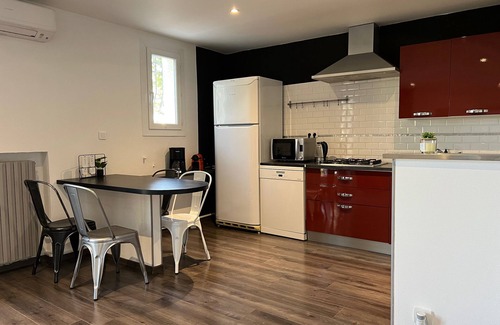Draguignan Cottage | Ground floor with swimming pool and large terrace