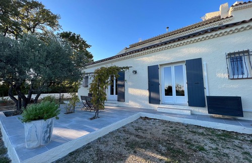 Draguignan Cottage | Ground floor with swimming pool and large terrace