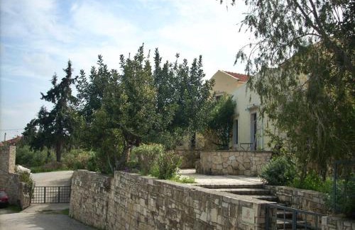 Douliana Apartment | Group Accomodation, Heliopetra Studios And Houses