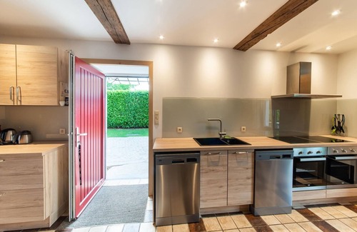 Monville House | Group Comfort & Charm