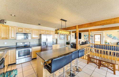 Rockaway Beach House | Group Friendly! Rockaway Beach Oasis w/Game Room