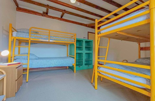 Mery-sur-Seine House | Group Gîte - 69 people
