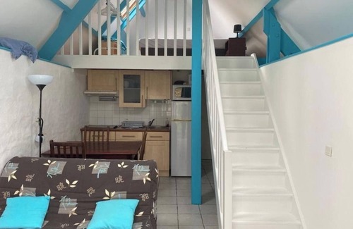 Sainte-Helene House | Group gites for 30 people with swimming pool!