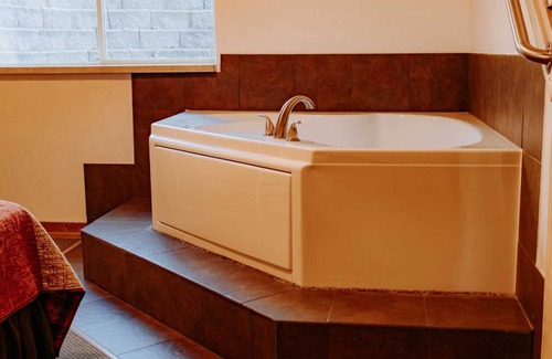 Puposky Villa | Group Lodging in Minnesota's Northwoods - Perfect for Reunions