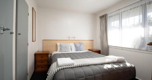Blenheim Cabin | Grove Park Motor Lodge
