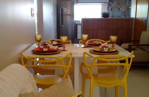 Guarajuba Apartment | Guarajuba Verano Vilage 2/4, decorated. @guarajubapraia. (71) 99123-3137