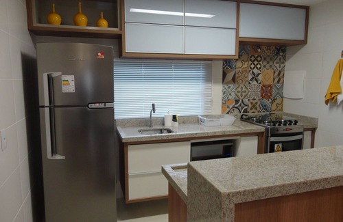 Guarajuba Apartment | Guarajuba Verano Vilage 2/4, decorated. @guarajubapraia. (71) 99123-3137