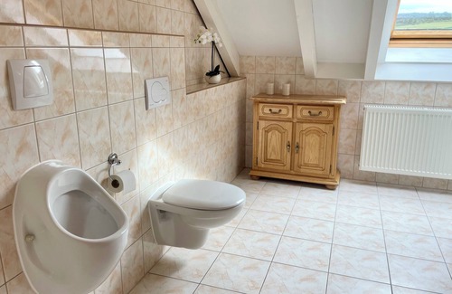 Karlburg Apartment | Guest apartment at Gold's Obsthof