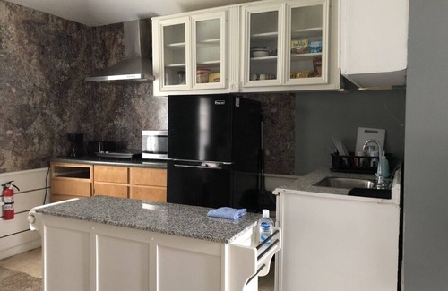 Northampton Apartment | Guest Apt with ATTACHED Bath and PRIVATE EntrancenRUSTIC Nonsmoking SUITE