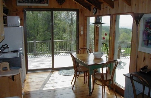 Belmont Cabin | Guest Cabin- a Mountain Get-Away for Relaxation. or Romance