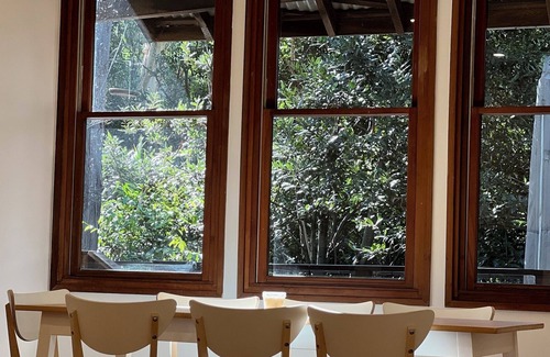 Mount Pleasant Cabin | Guest Cabin in Forest Close to Beach & City Centre