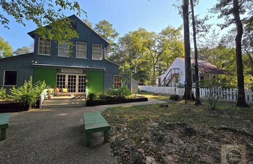 Woodville Cottage | Guest Cottage on the grounds of Jefferson Davis’s Historic Rosemont Plantation