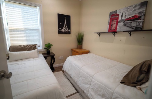 Rancho Cucamonga Bed & Breakfast | Guest House AC & WiFi. Pool & Spa.